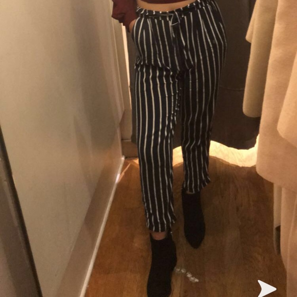 Ross striped pants sz S stretches fits 0-2, 24-26
